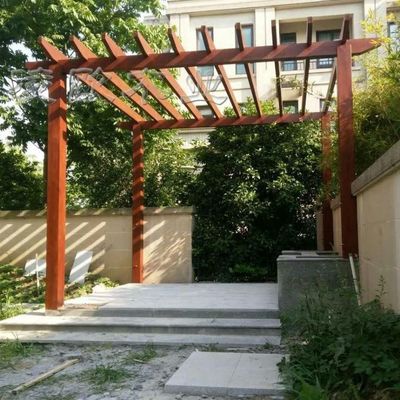 后花園小院葡萄架 防腐木定制與庭院設(shè)計(jì)融合之美